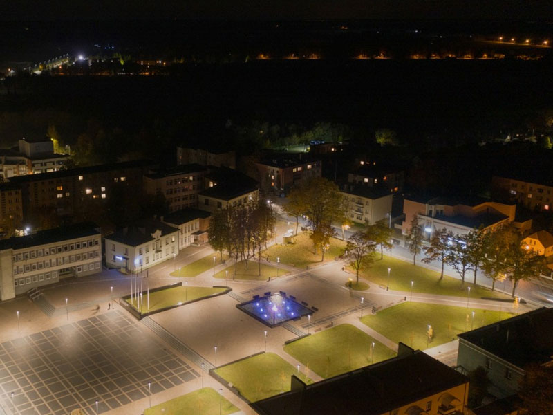 Lauryno Stuokos Gucevičiaus aikštė